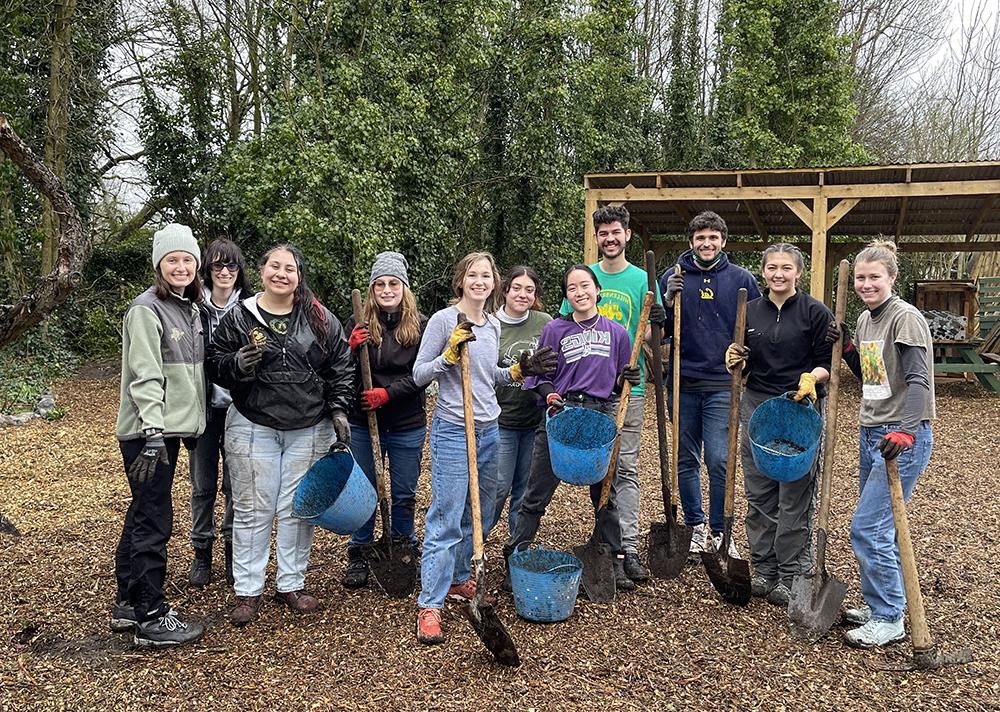 students gardening